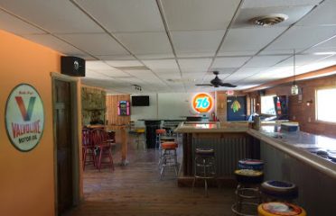 Cuda’s Restaurant; Bar and Pizza