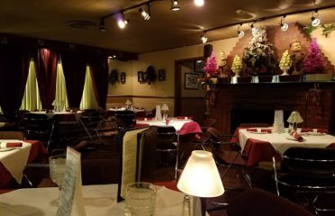 Zazas Steakhouse and Italian Eatery